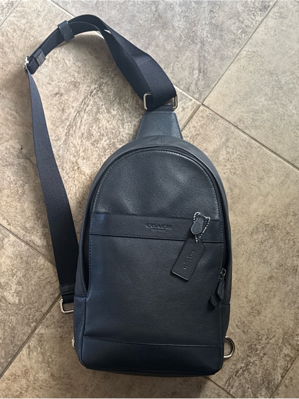 Coach Men's Charles navy blue pack Pebbled Leather Sling Bag